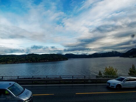 20260917_P9174456_EM1II_d-clview