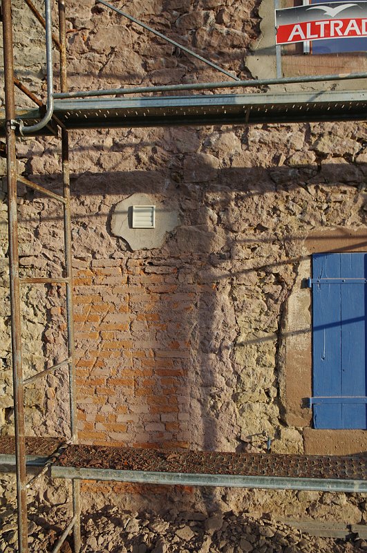 20120607_IMGP4363_KX.JPG - The original entrance to the farmhouse?
