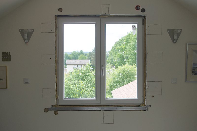 20120610_IMGP4408_KX.JPG - Starting to refill the cutouts. Just some plastering, cutting and refitting the ledge, and a quick paint to finsh it off