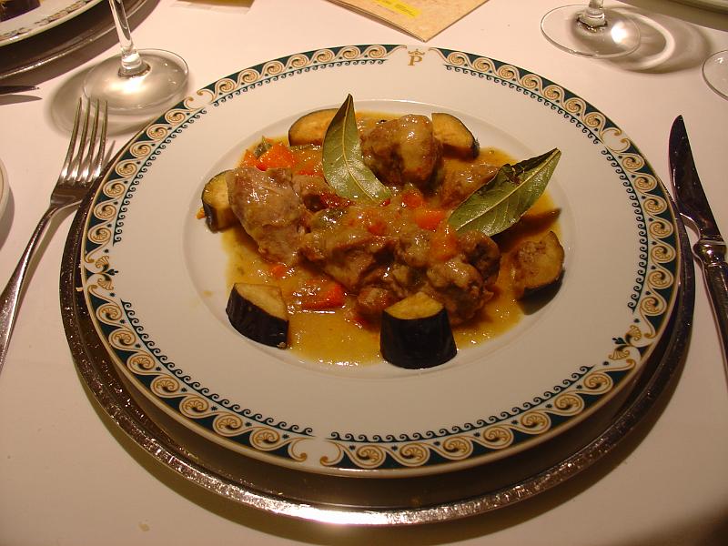 DSC00537.JPG - Calderillo de cordero del campo charro con berenjena frita - lamb and vegetables stew with sautéed aubergine