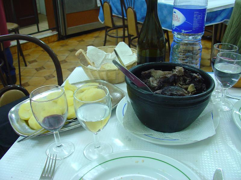 DSC00573.JPG - Goat in red wine