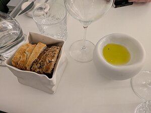 20251111_PXL183909458_Pixel7a-JEB bread and Sicilian olive oil