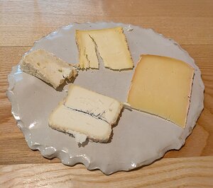 20241010_PXL113429632_Pixel7a-JEB goat, camembert, white munster, tomme(?)