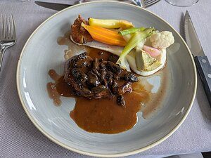 20250514_PXL112955310_Pixel7a-JEB Filet de Bœuf à la Plancha, Sauce aux Morilles