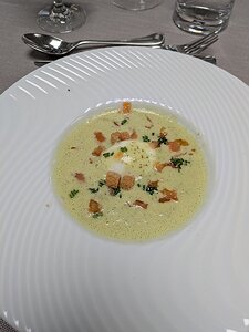 20250709_PXL104239513_Pixel7a-JEB LOeuf presque Parfait & Truite Fumée Crémeux de Courgette au Lait de Coco