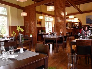 20120426_SAM_0580_ES71 The room felt rather like an old-fashioned park cafeteria (which presumably it was). We chose the 26.50€ menu (two choices for each course - but we chose the...