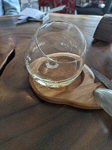 20251026_PXL121002418_Pixel7a-JEB the odd wine glass