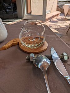 20240512_PXL105553119_Pixel7a-JEB wine glass