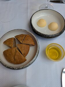 20250614_PXL110905036_Pixel7a-JEB Focaccia, beurre, huile d'olive