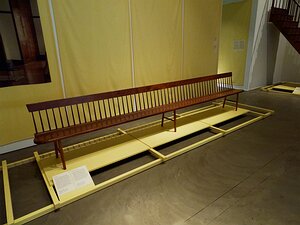 20250724_X7245214_EM1II_DxOstd meeting room bench c1856