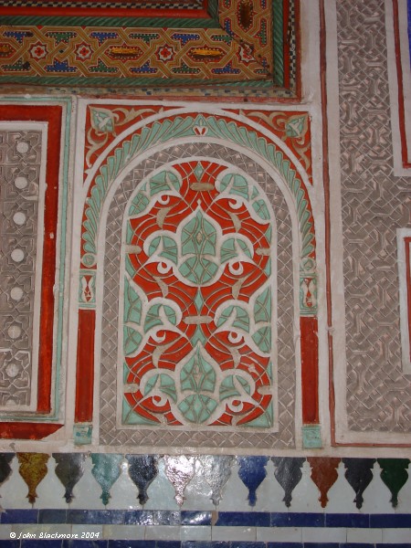 Marrakech046.jpg - marble and tiles, Bahia Palace