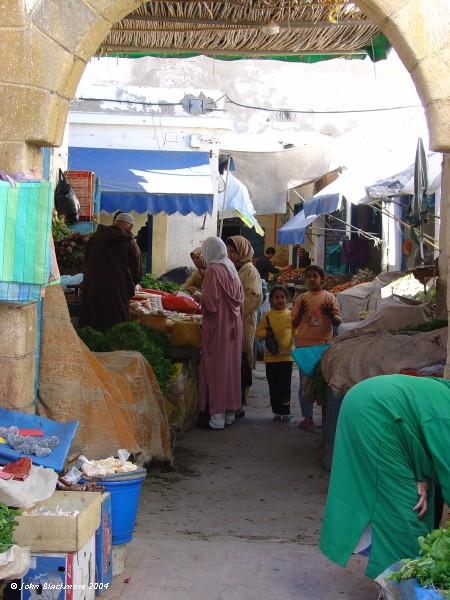 Marrakech089.jpg - Essaouira vegetable market