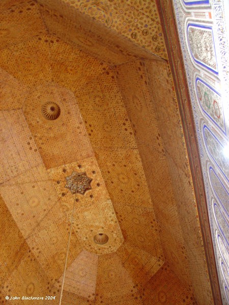 Marrakech163.jpg - ceiling in Dar Si Said museum